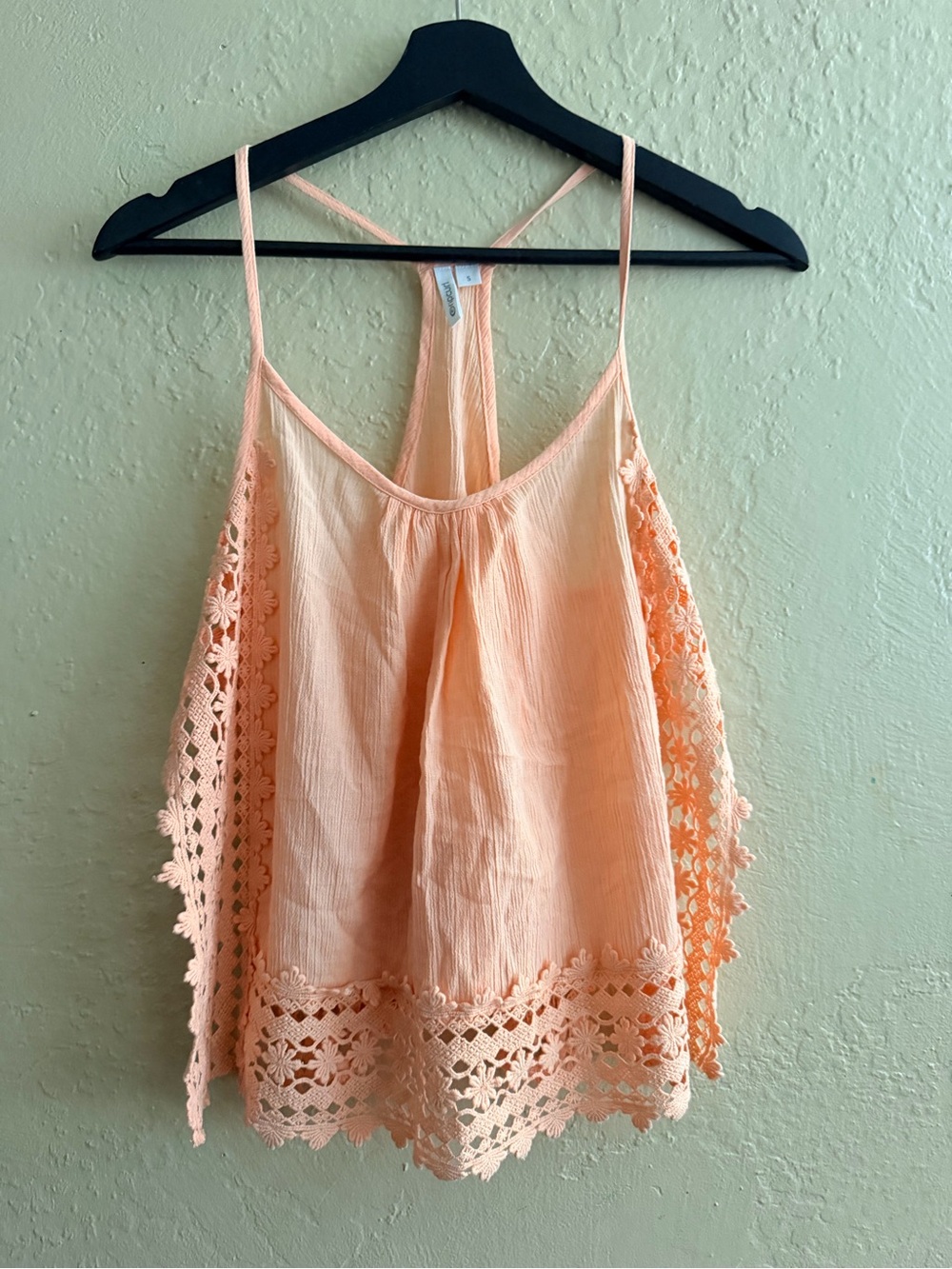 Women’s Peach Lace-Trim Tank Top